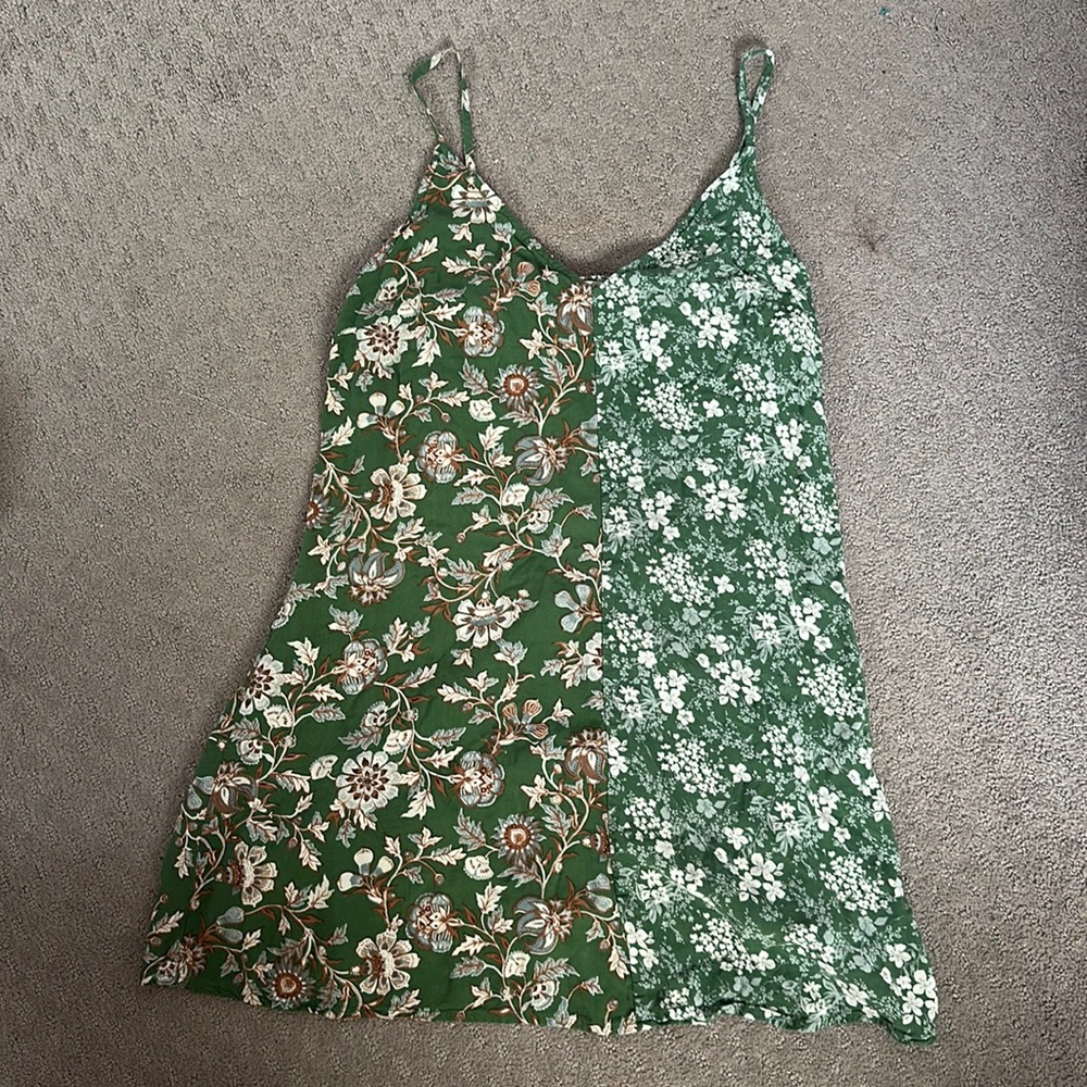 this lovely dress has only ever been worn once for a reception